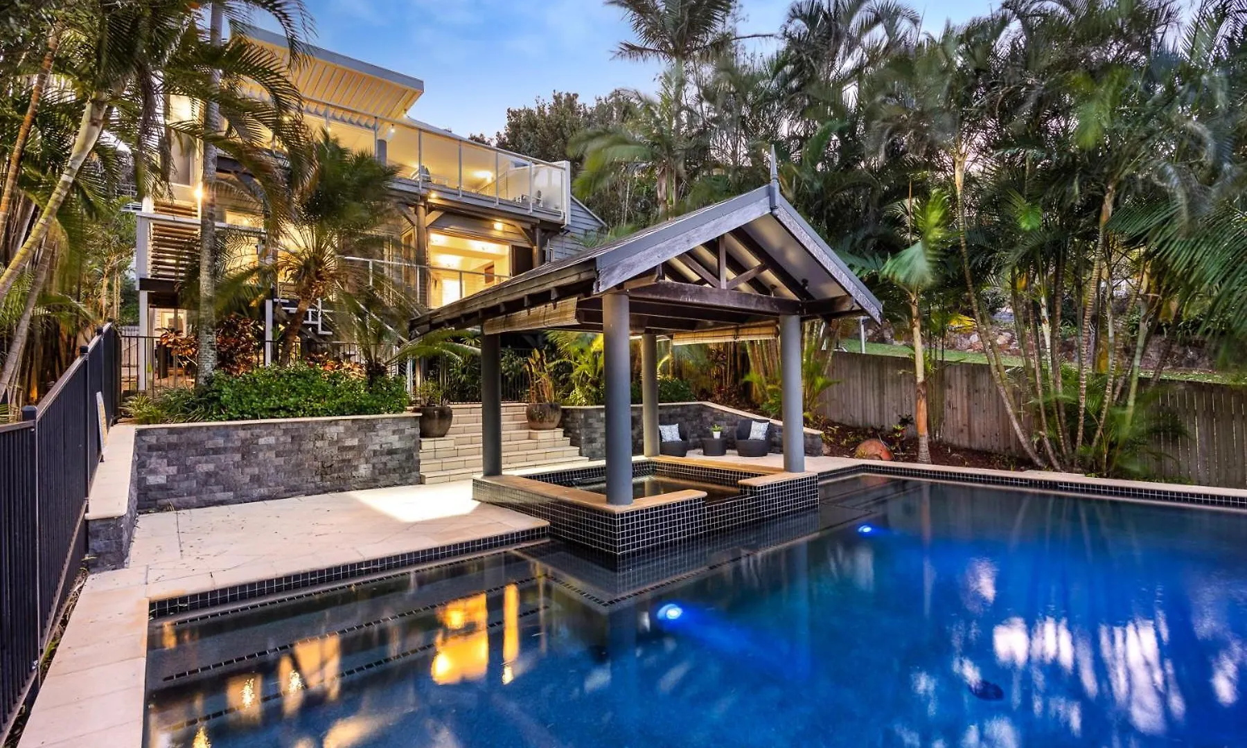 Coolum Ocean Views, Oasis Pool, Cinema & Games Room Coolum Beach 0*,  Australia