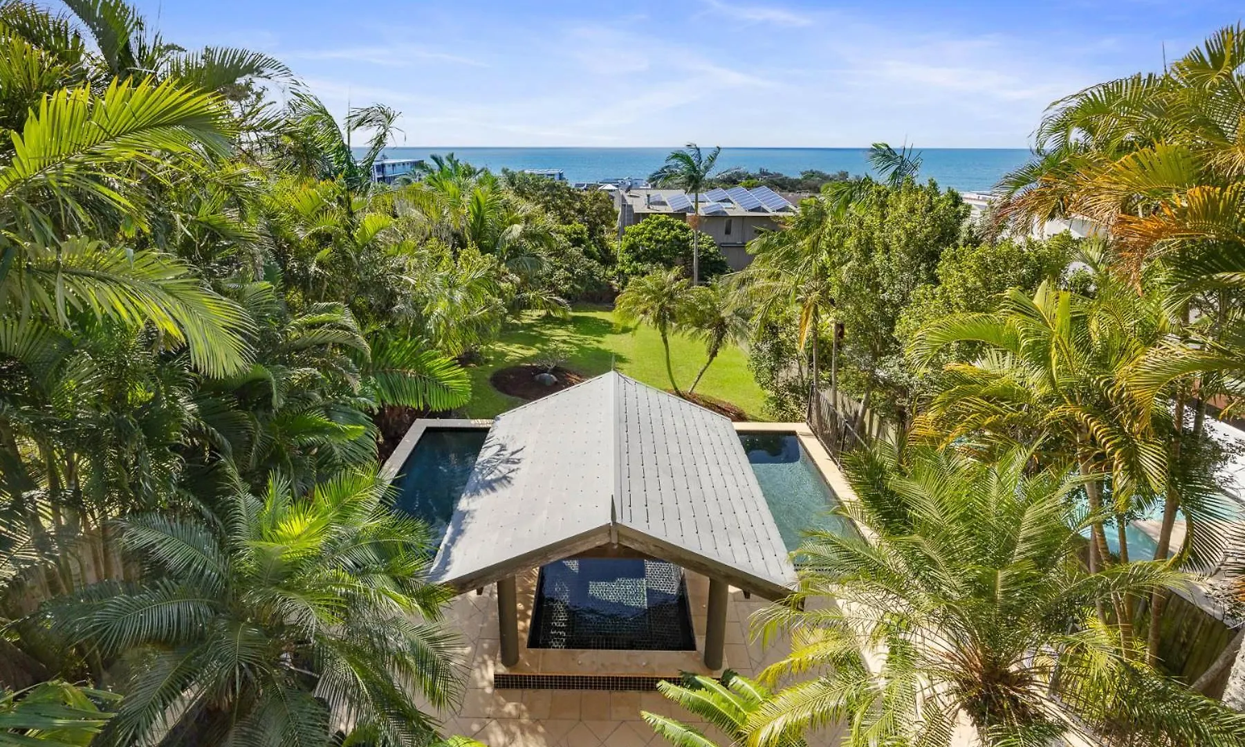 Holiday home Coolum Ocean Views, Oasis Pool, Cinema & Games Room Coolum Beach Australia